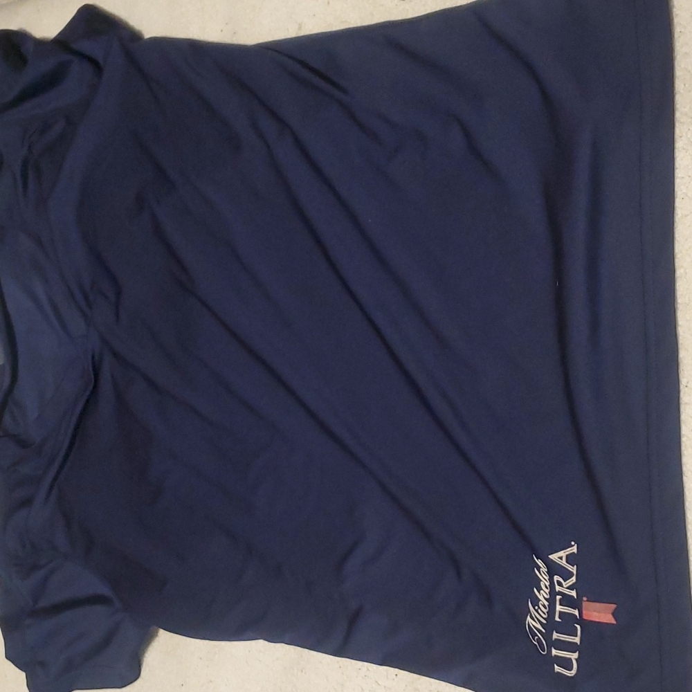 Women's beer baby tee free ad on to bundle or $5 pair up with another sh…